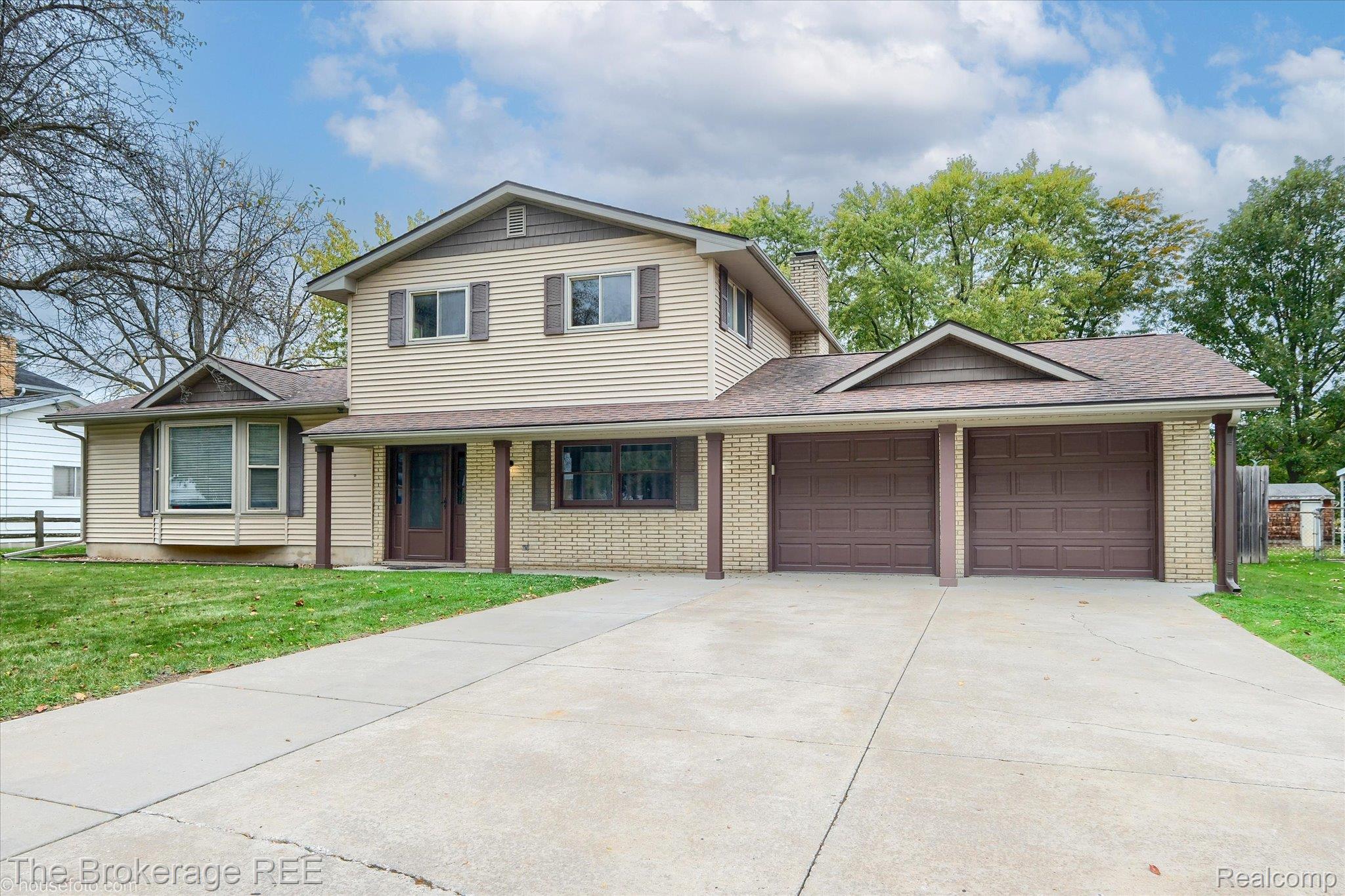 4450 Lindewood DR