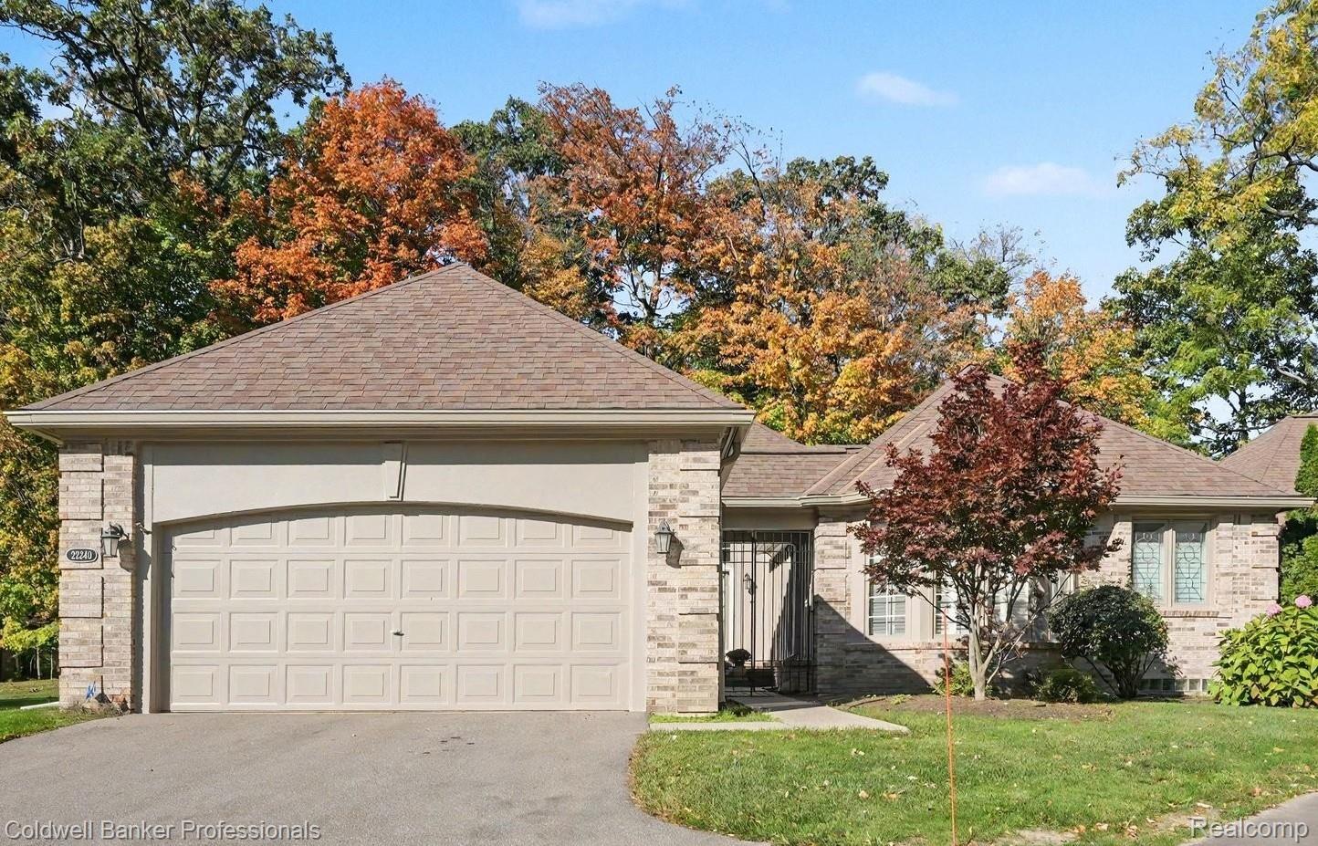 22240 Village Pines DR