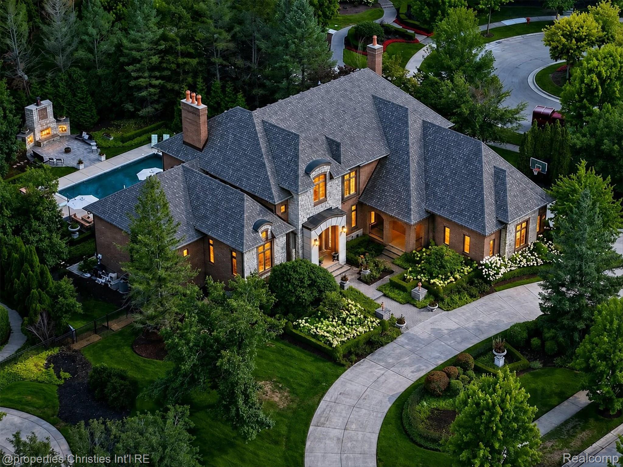 47825 Bellagio DR