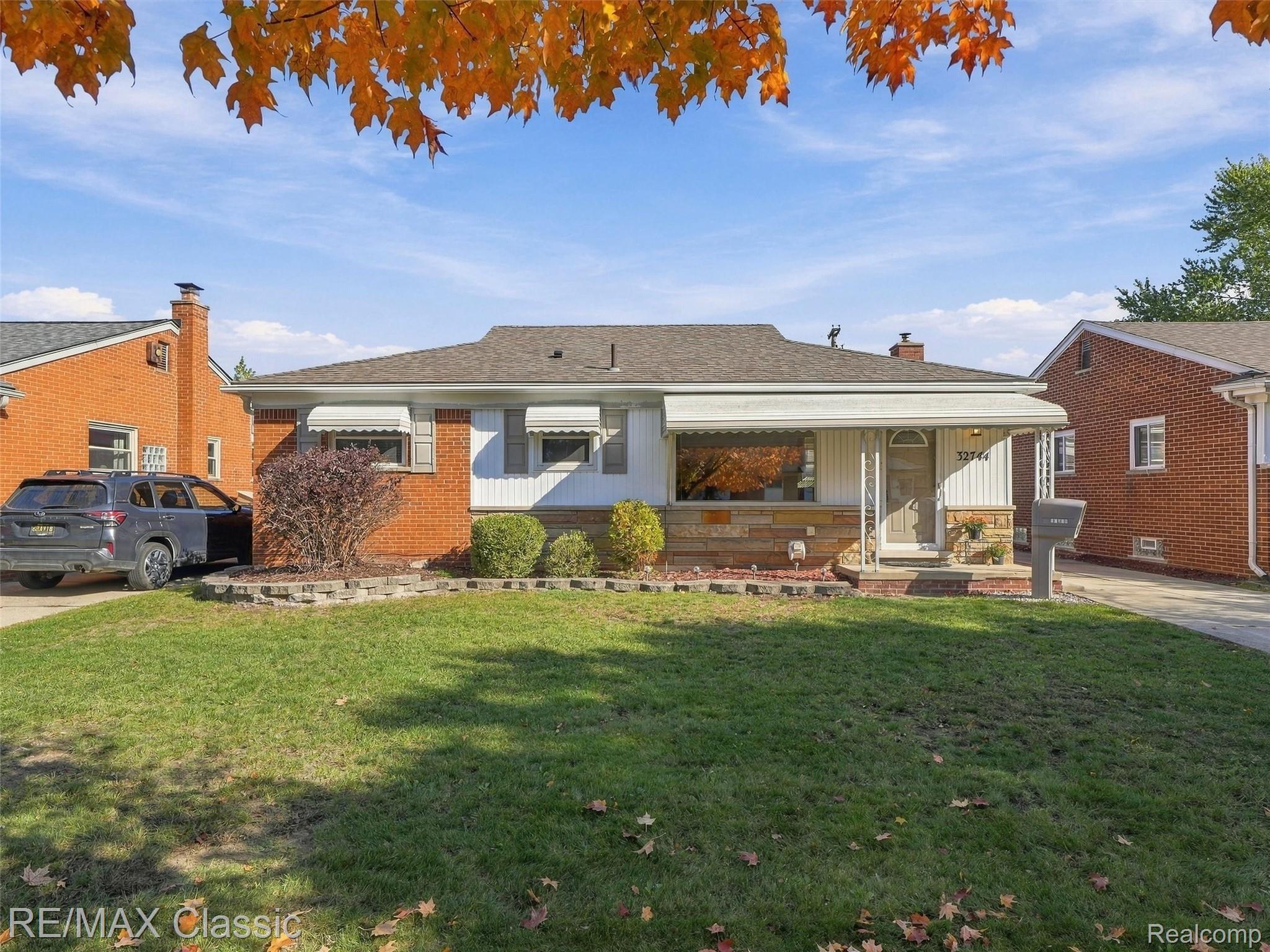 32744 Sandra LN