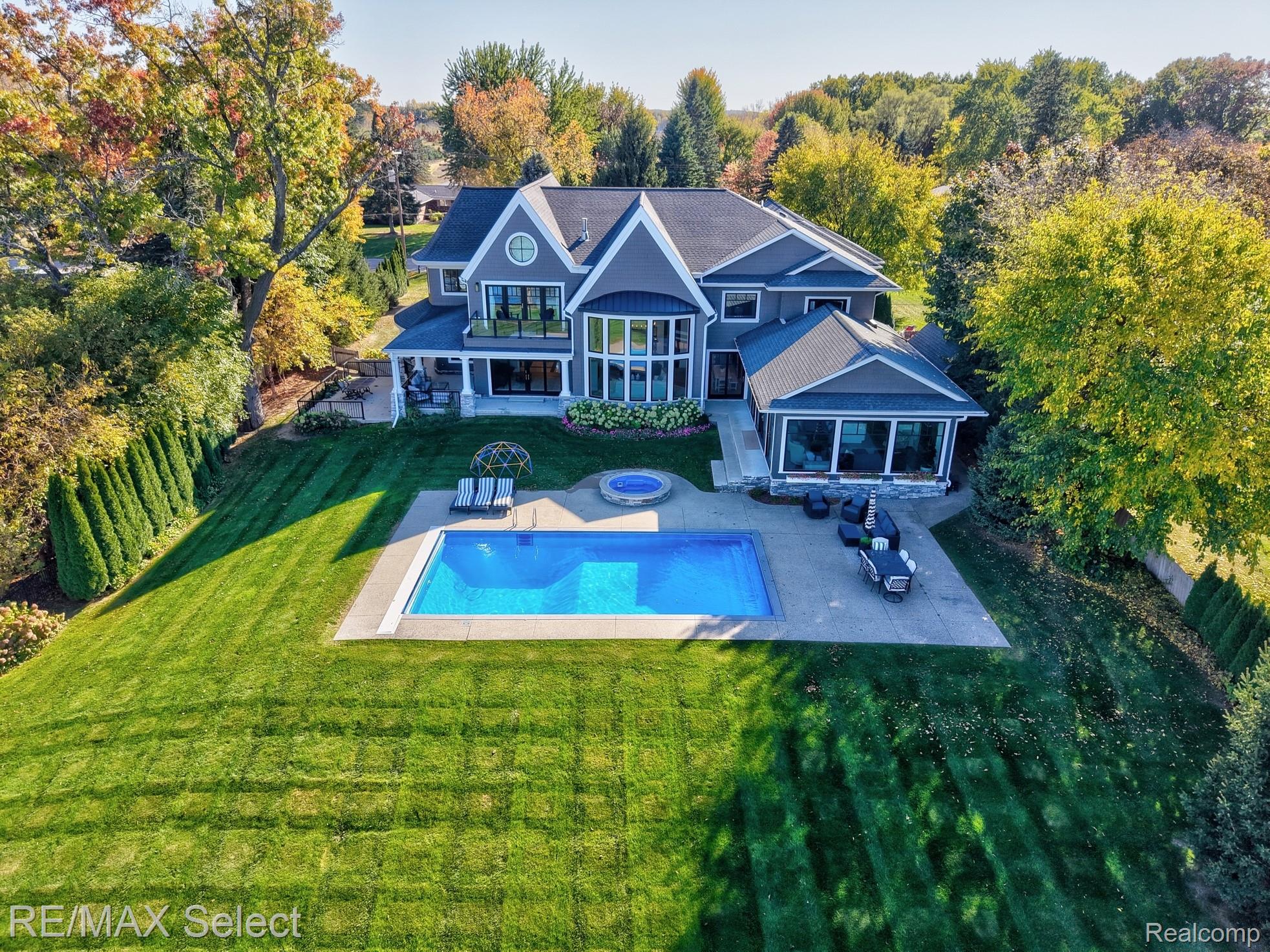 2368 Grove Park RD