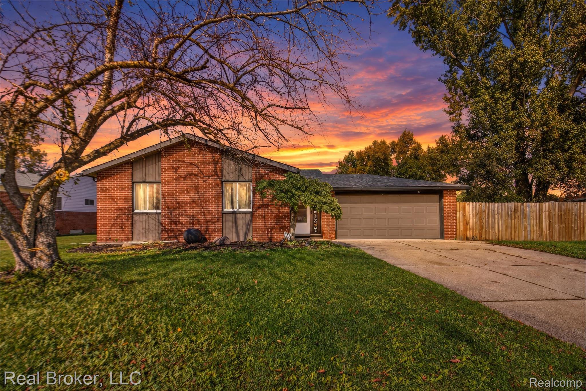 35208 Michelle DR